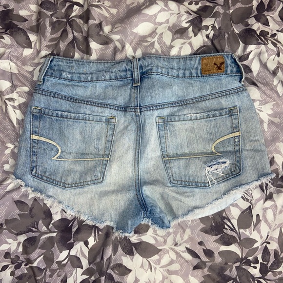 American Eagle Shorts - Picture 4 of 4